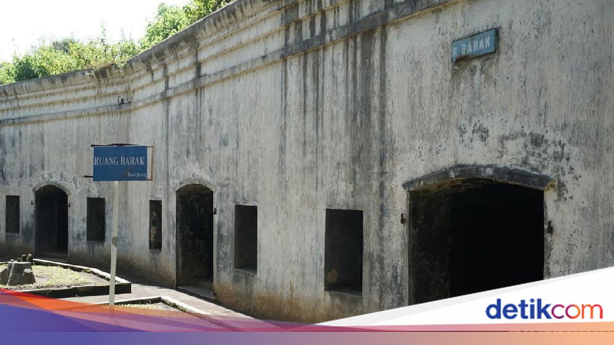 Ujung Alang: The Hidden Gem of Cilacap You Must Visit